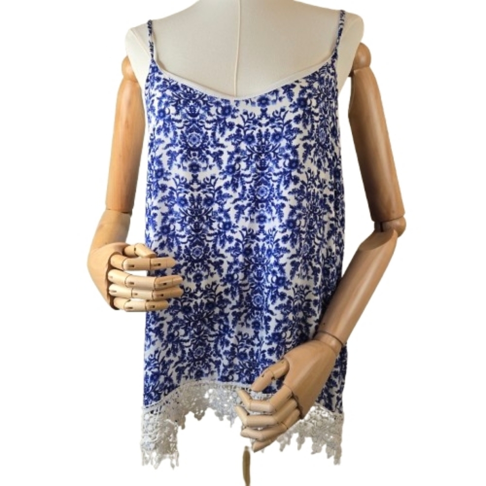 Maurices Floral Lace Trim Cami Tank Large Blue White